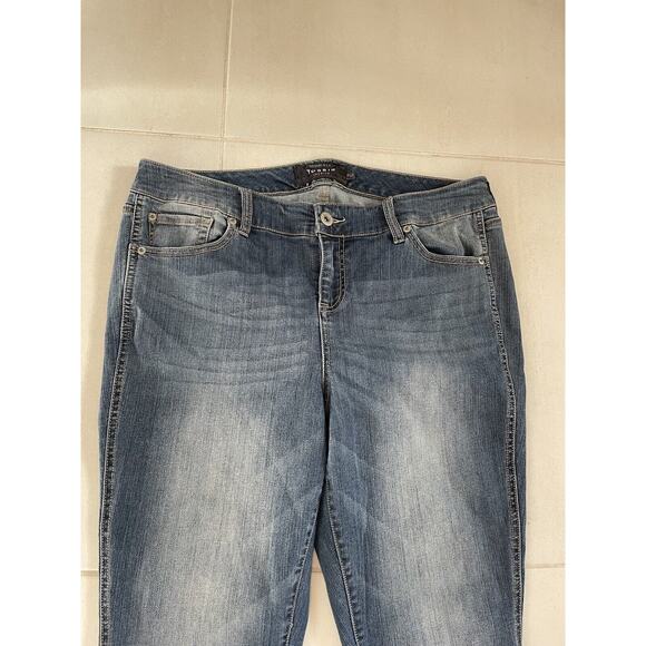 Torrid Ultra Skinny Jeans Distressed Cut Off Frayed Stretch - Picture 5 of 13